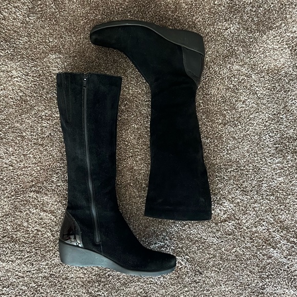 La Canadienne Women's 7.5 Black Suede Waterproof Wedge Knee High Boots - Picture 1 of 10